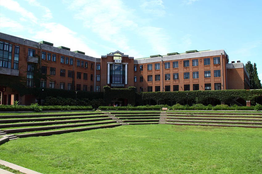 学校